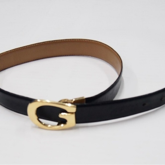 Gucci Black Leather Belt with Gold Buckle - Picture 1 of 3